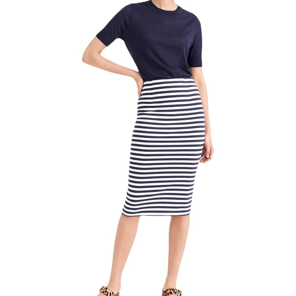 J. Crew Knit Pencil Skirt in Navy Stripe size 00